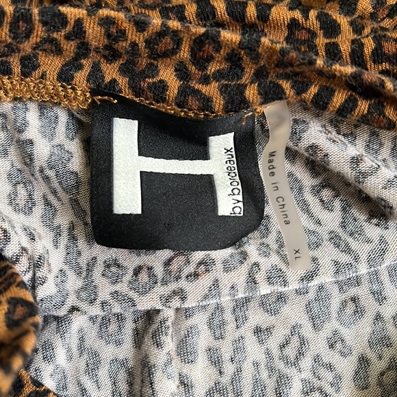 H by Bordeaux Leopard Print Shirt size XL - Picture 5 of 7